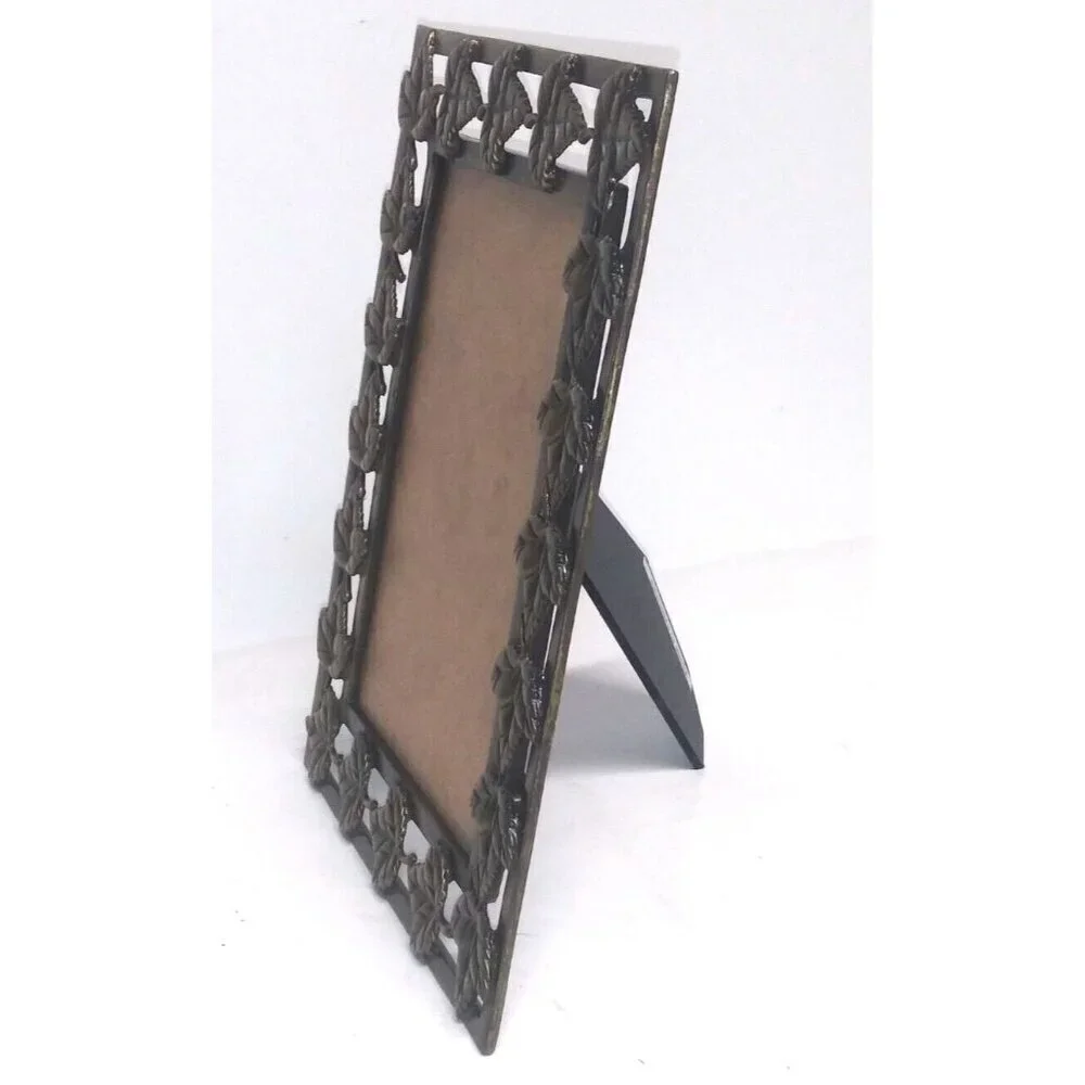 VTG Picture Frame Cast metal antique gold tone leaves leaf pattern for 6.5 x 4.5